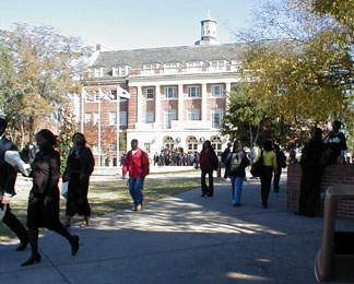 FAMU visiting family alumni - relevant image for Tallahassee, FL.