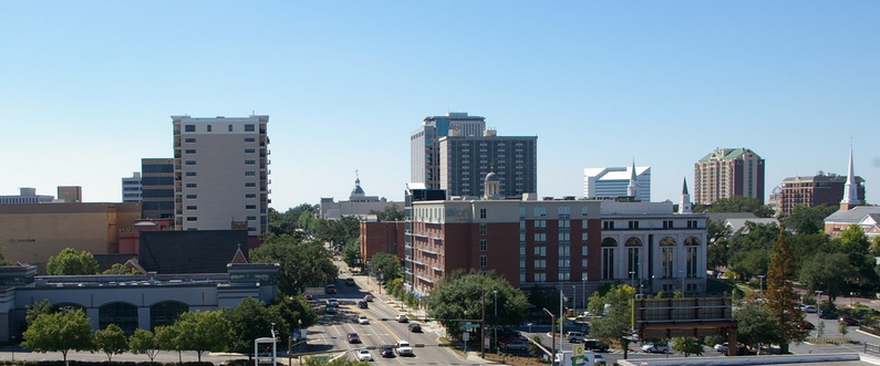 Summer mid-term rental demand - relevant image for Tallahassee, FL.